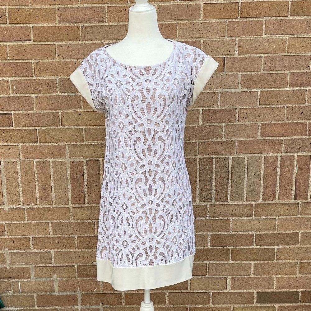 Tiana B. Tan & Cream Floral Lace Cap Sleeve Shift Dress